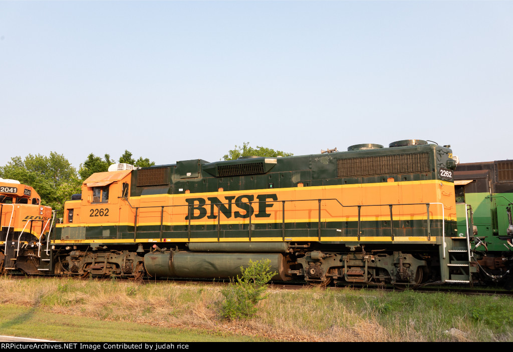 BNSF 2262